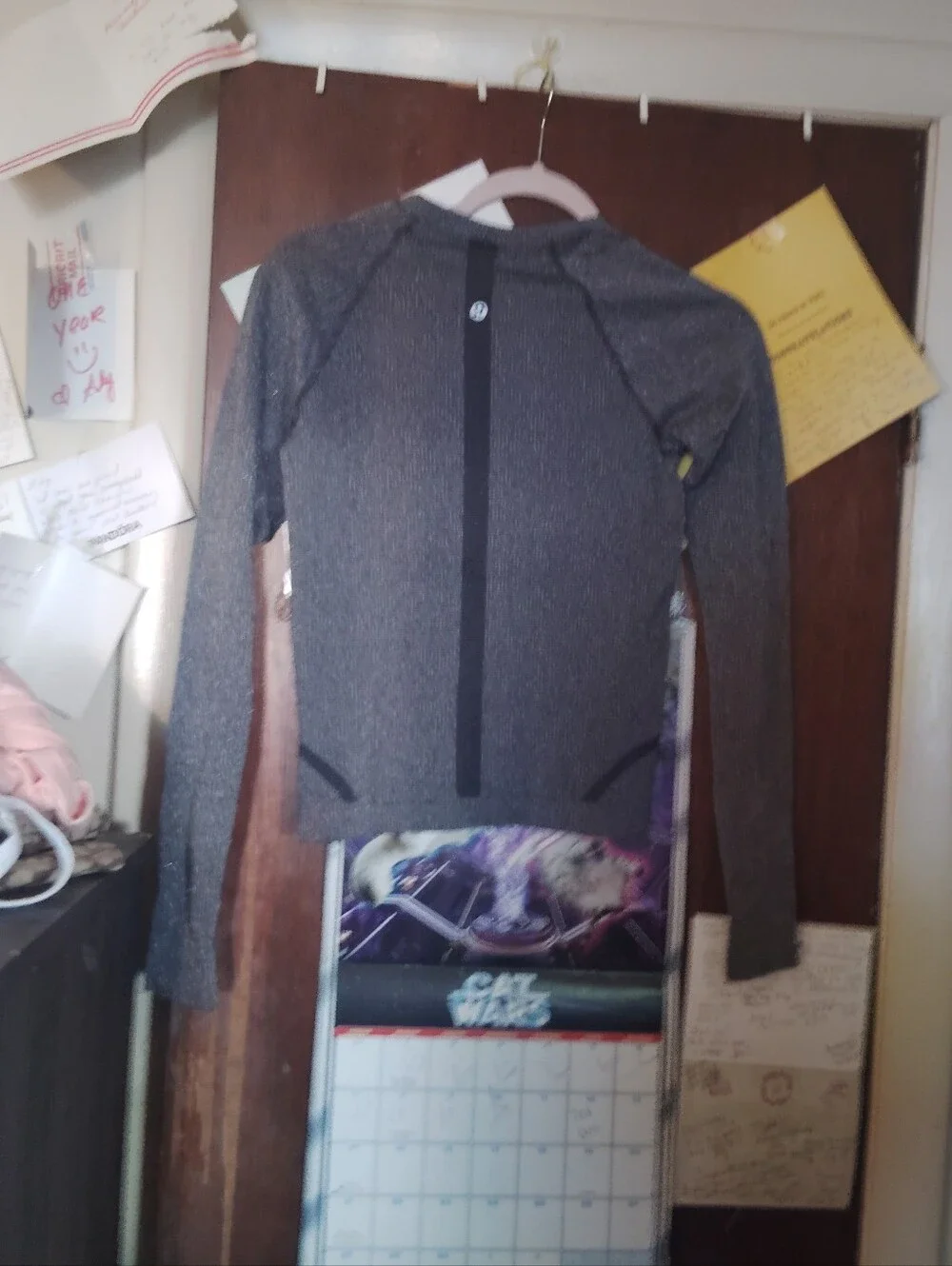 LULULEMON ATHLETICA Swiftly Tech Long Sleeve Top - Size 4